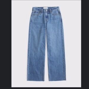 Abercrombie & Fitch Curve Love Low Rise Ultra Loose